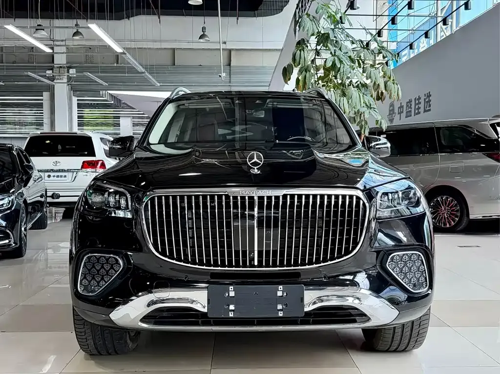 Mercedes-Benz GLS — фото 1