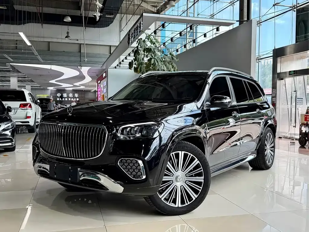 Mercedes-Benz GLS — фото 10