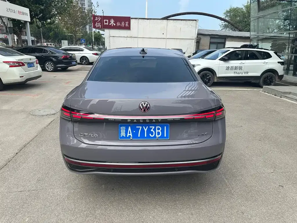 Volkswagen Passat — фото 5