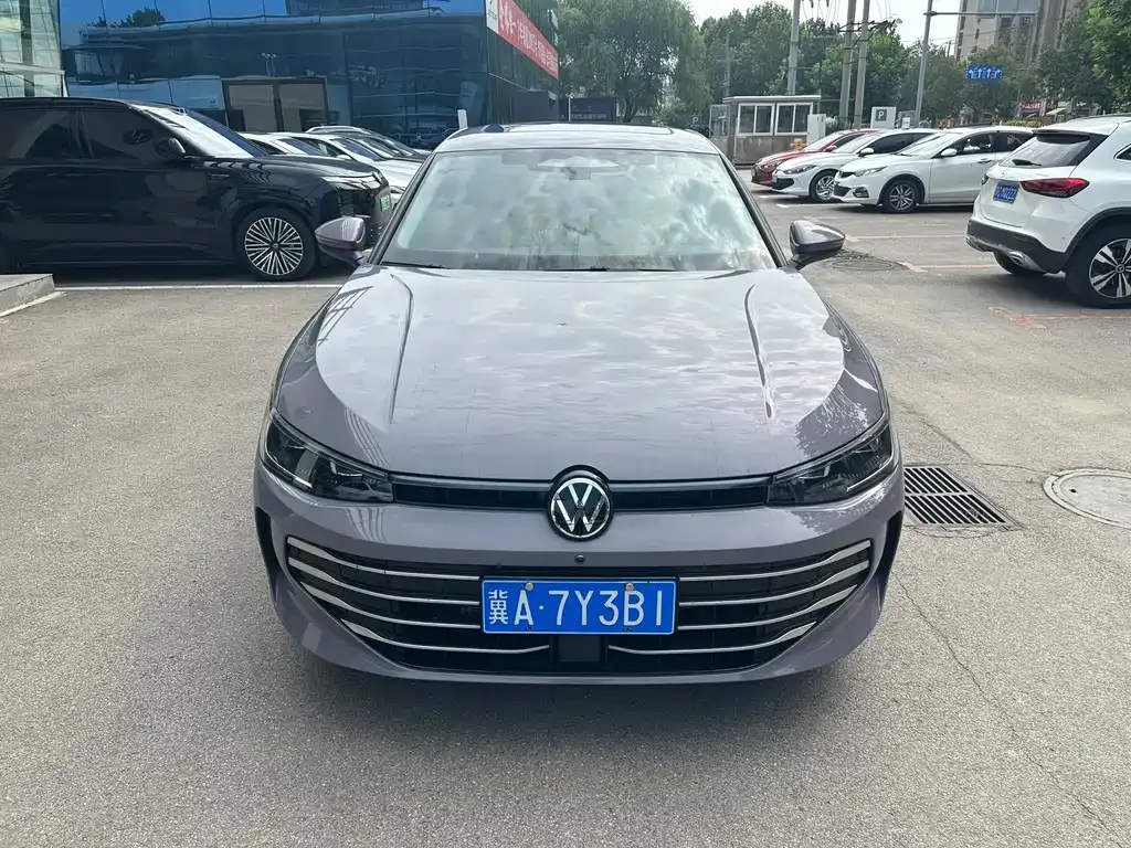 Volkswagen Passat — фото 7