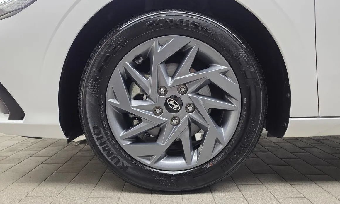 Hyundai AVANTE — фото 7
