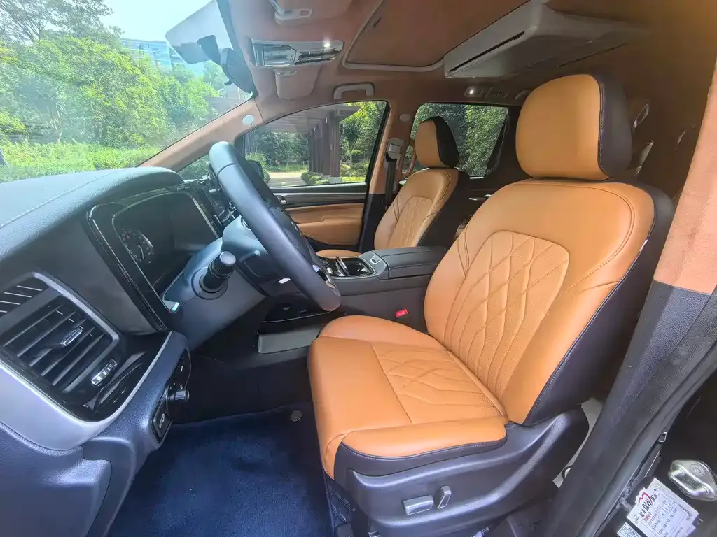 GAC Motor Trumpchi M8 — фото 2