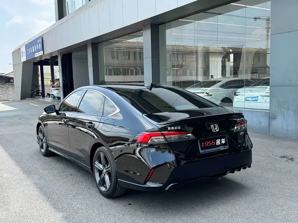 Honda Inspire — фото 4