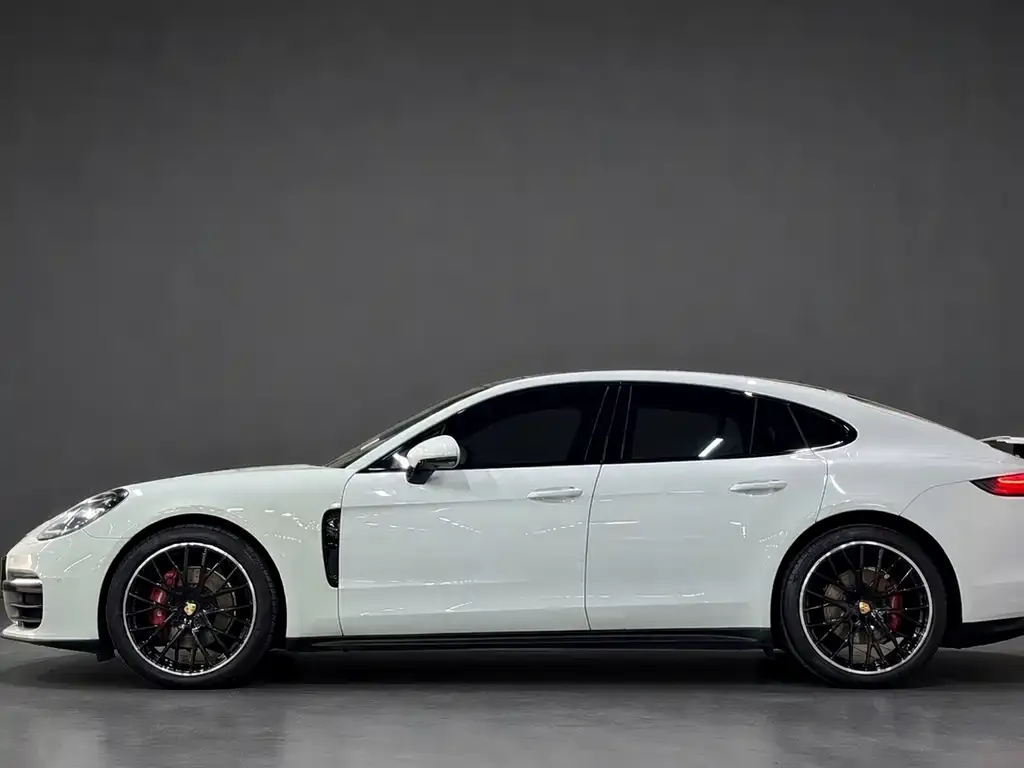 Porsche Panamera — фото 8
