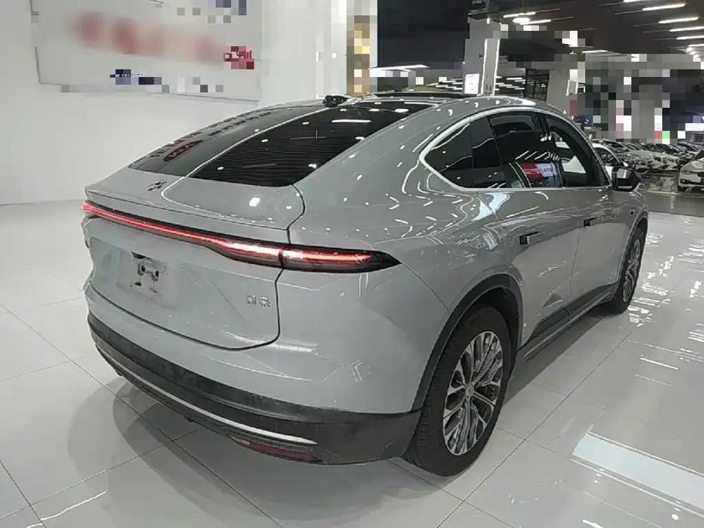 NIO EC6 — фото 7