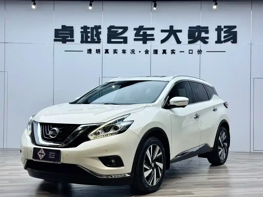 Nissan Murano — фото 1