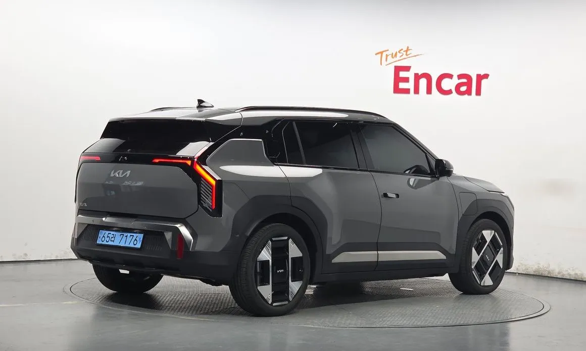 Kia EV3 — фото 4