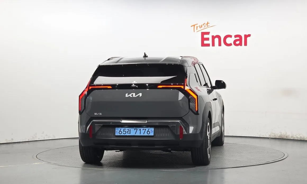 Kia EV3 — фото 7
