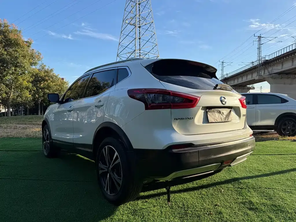 Nissan Qashqai — фото 6
