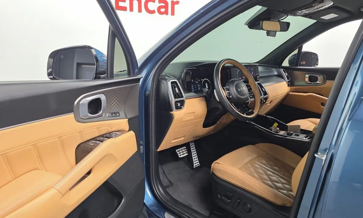 Kia Sorento — фото 6