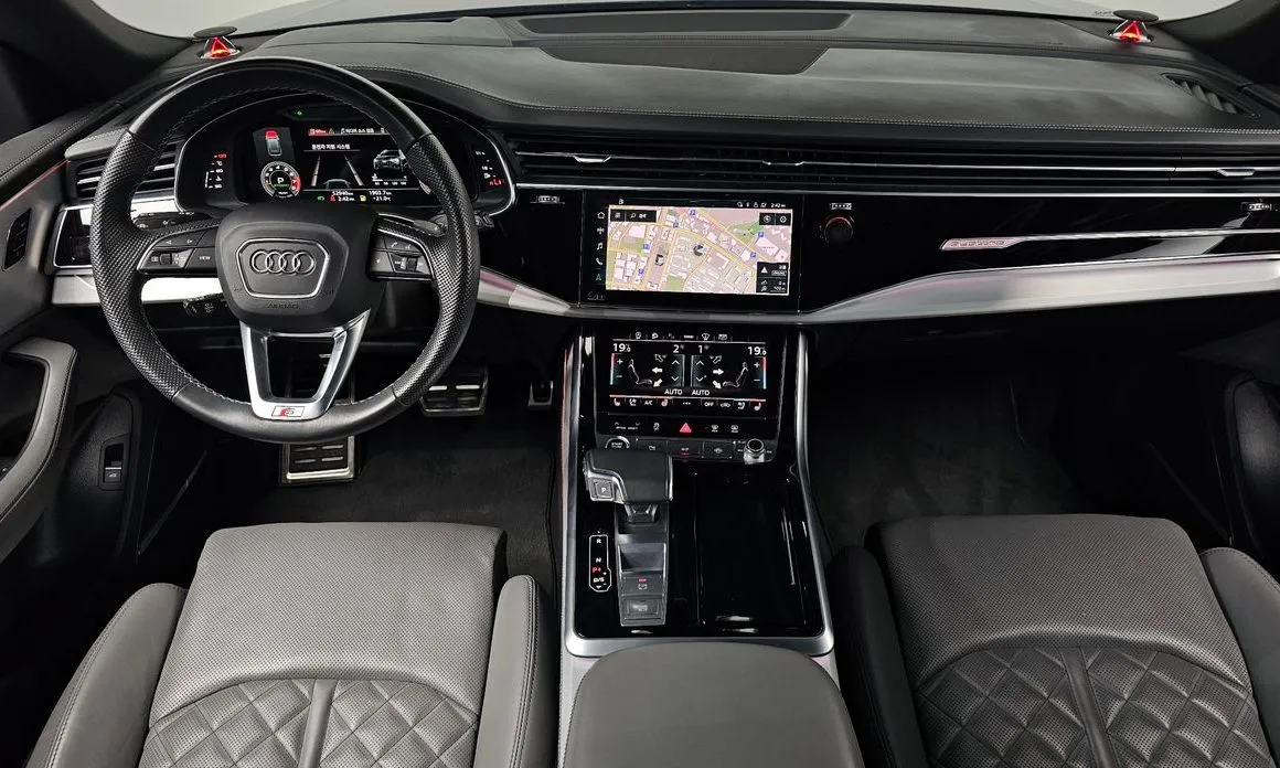 Audi Q8 — фото 5