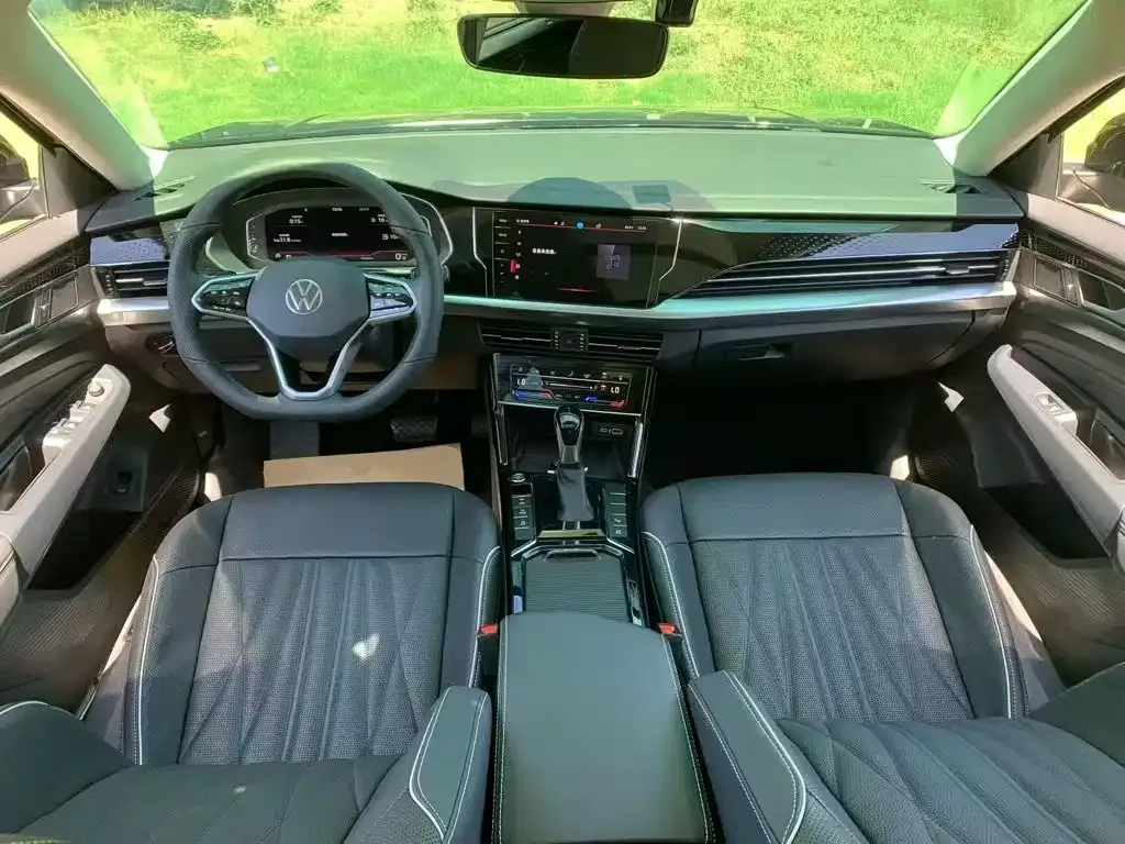 Volkswagen Passat — фото 7