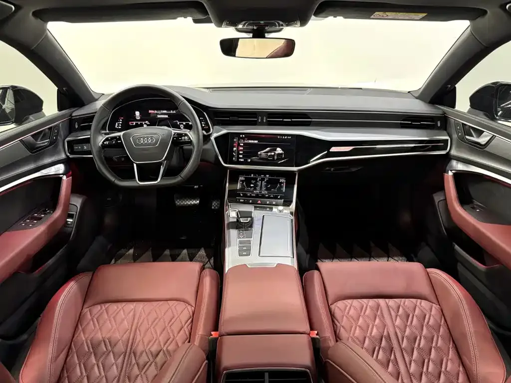 Audi A7L — фото 5