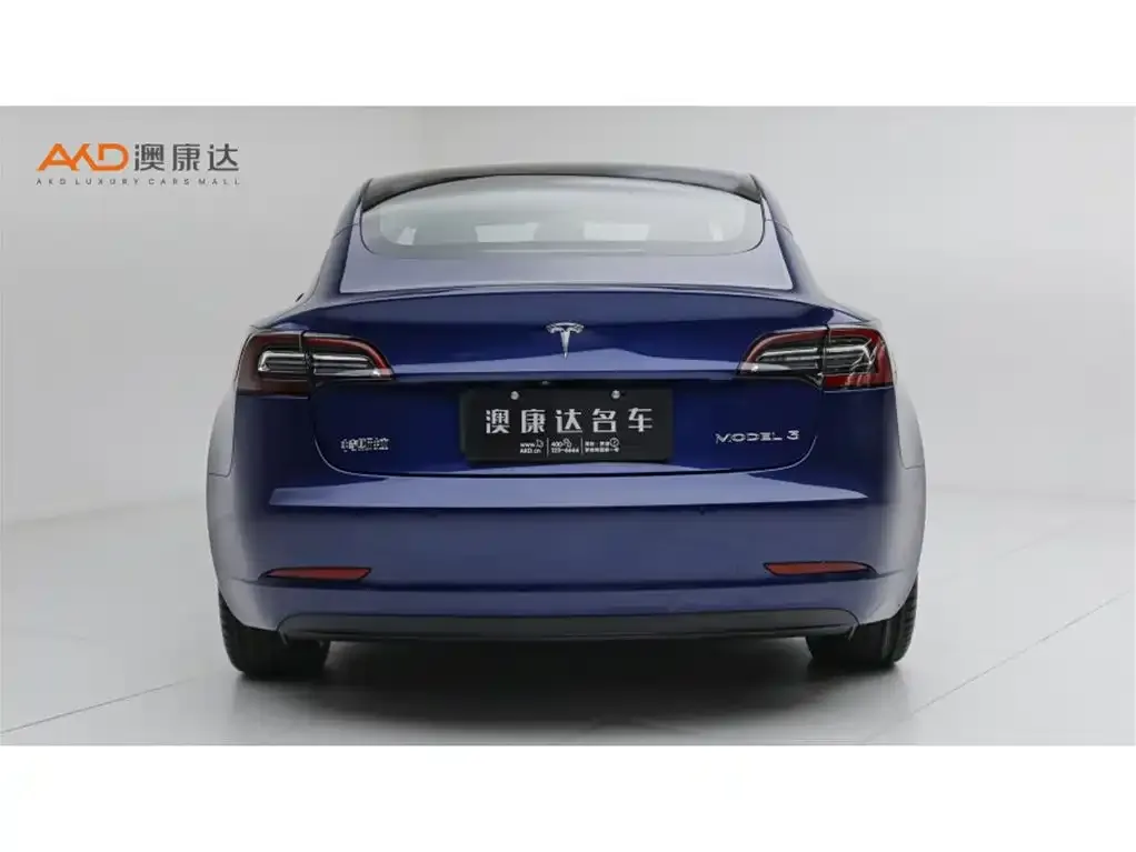 Tesla Model 3 — фото 3