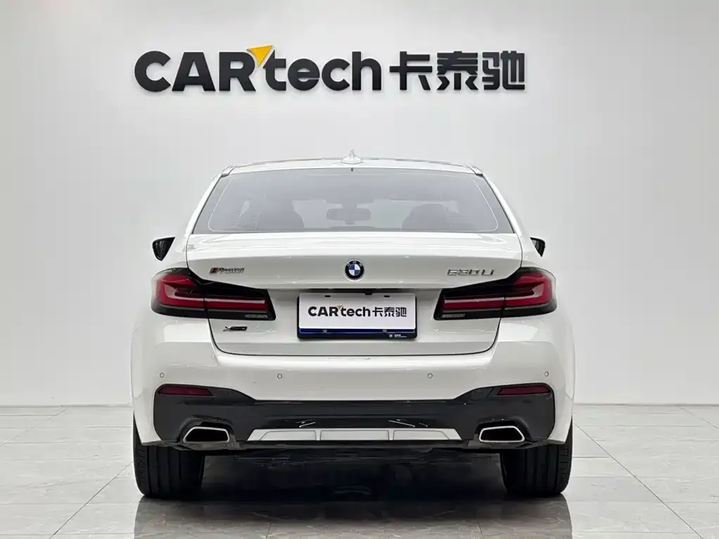 BMW 5 Series — фото 9