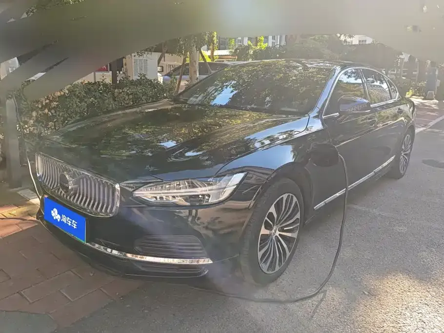 Volvo S90 PHEV — фото 1