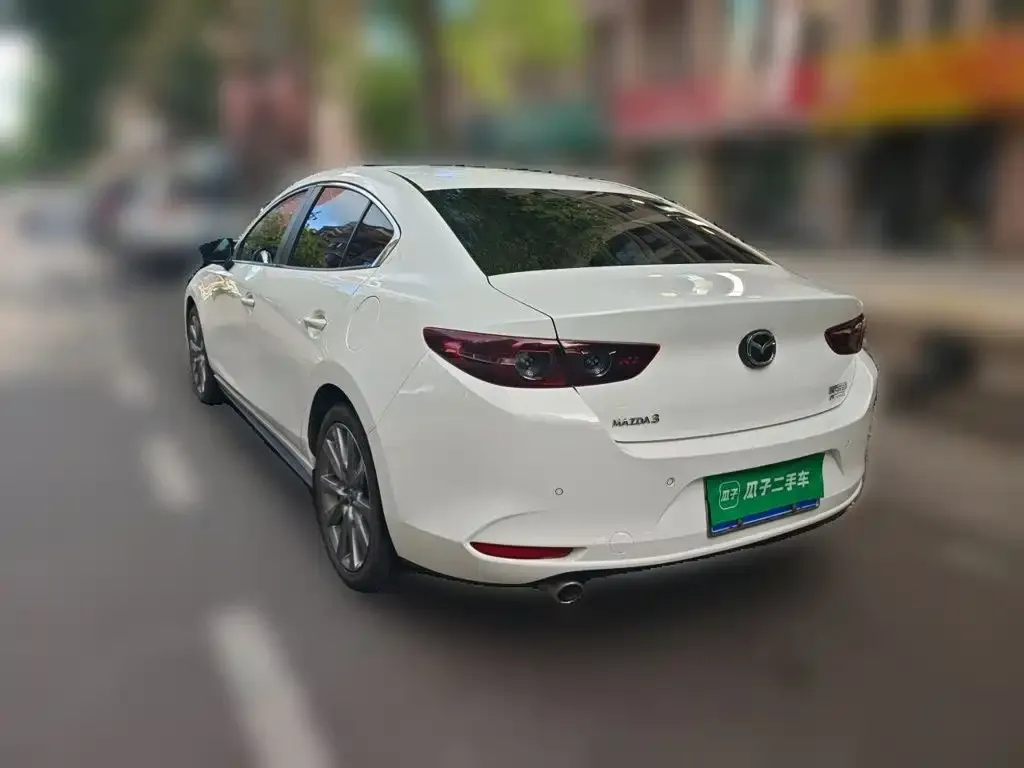Mazda 3 Axela — фото 4