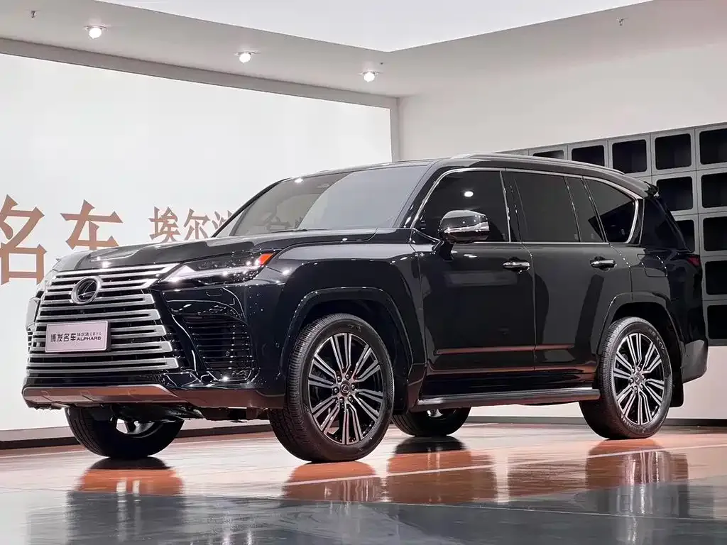Lexus LX — фото 1