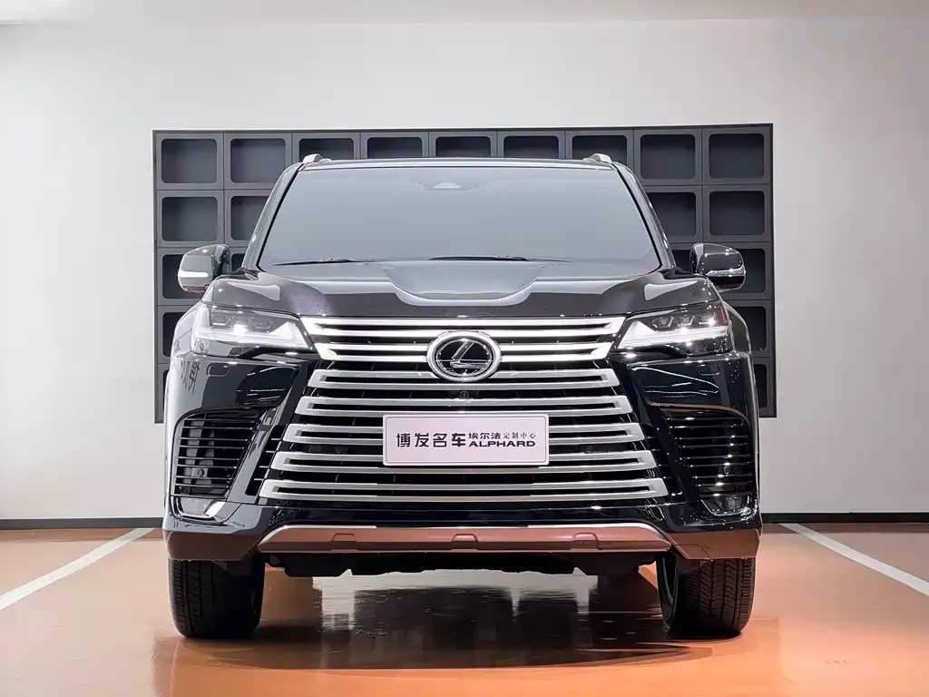Lexus LX — фото 3