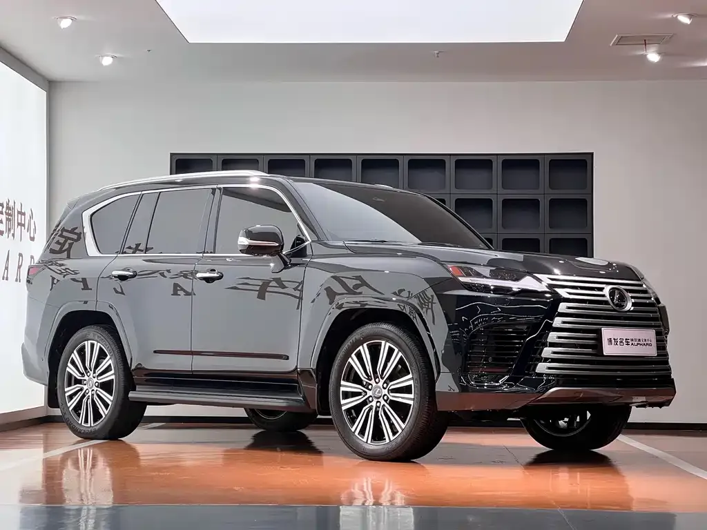 Lexus LX — фото 7