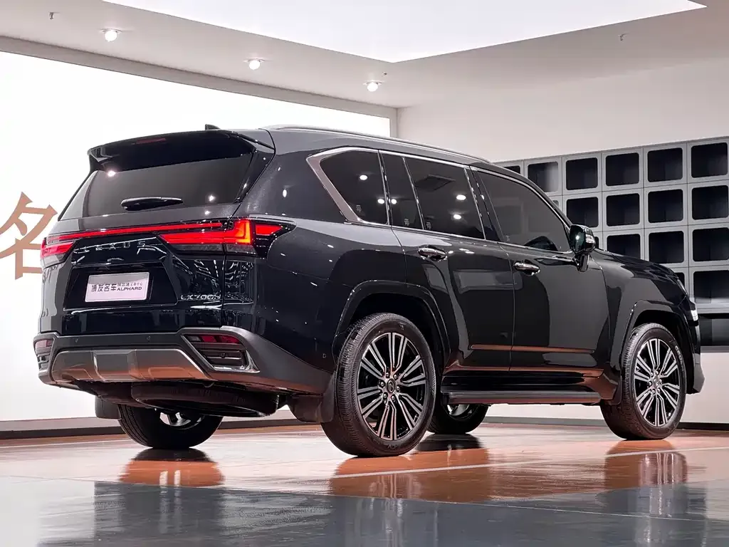 Lexus LX — фото 5