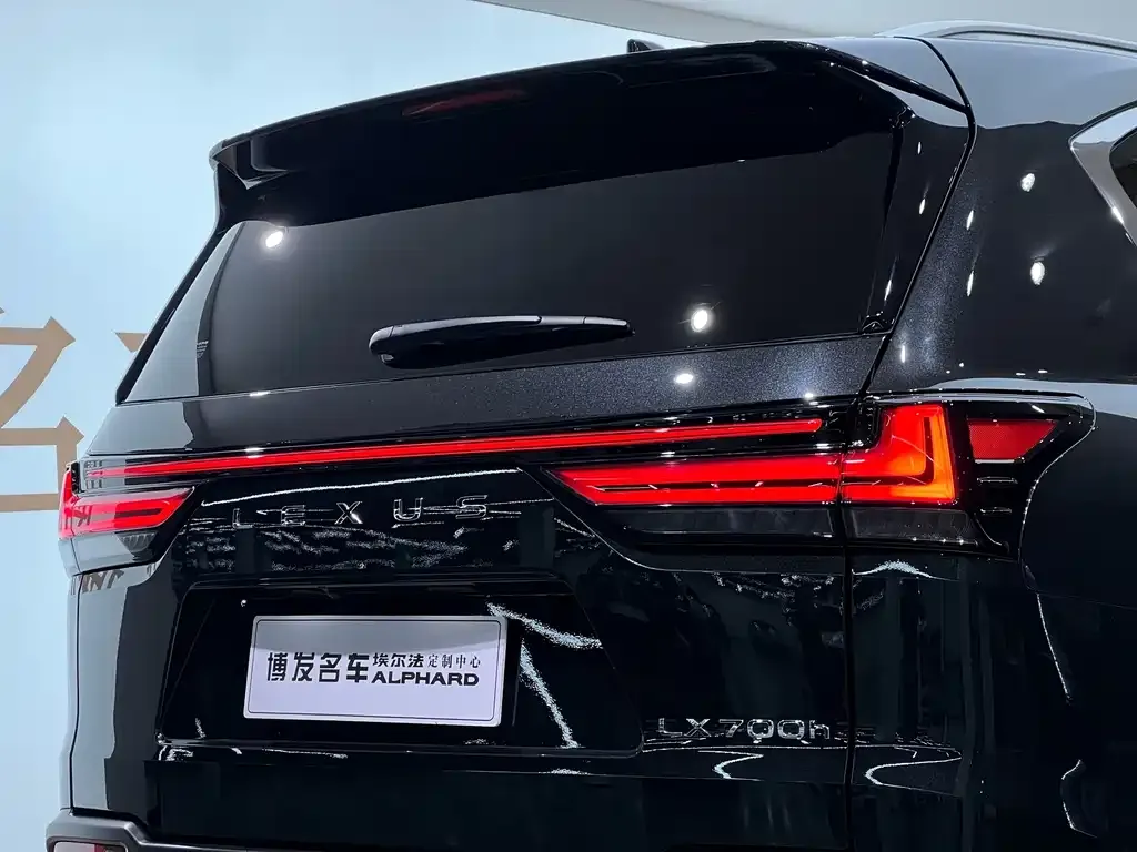 Lexus LX — фото 6