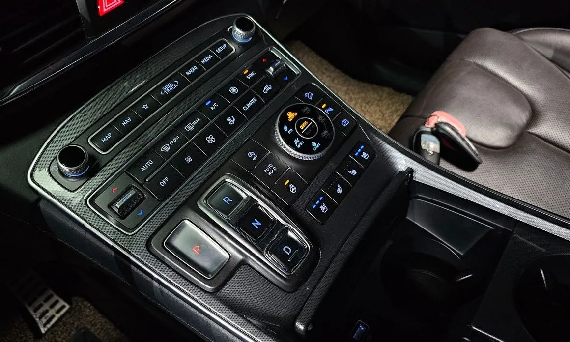 Hyundai Santafe — фото 10