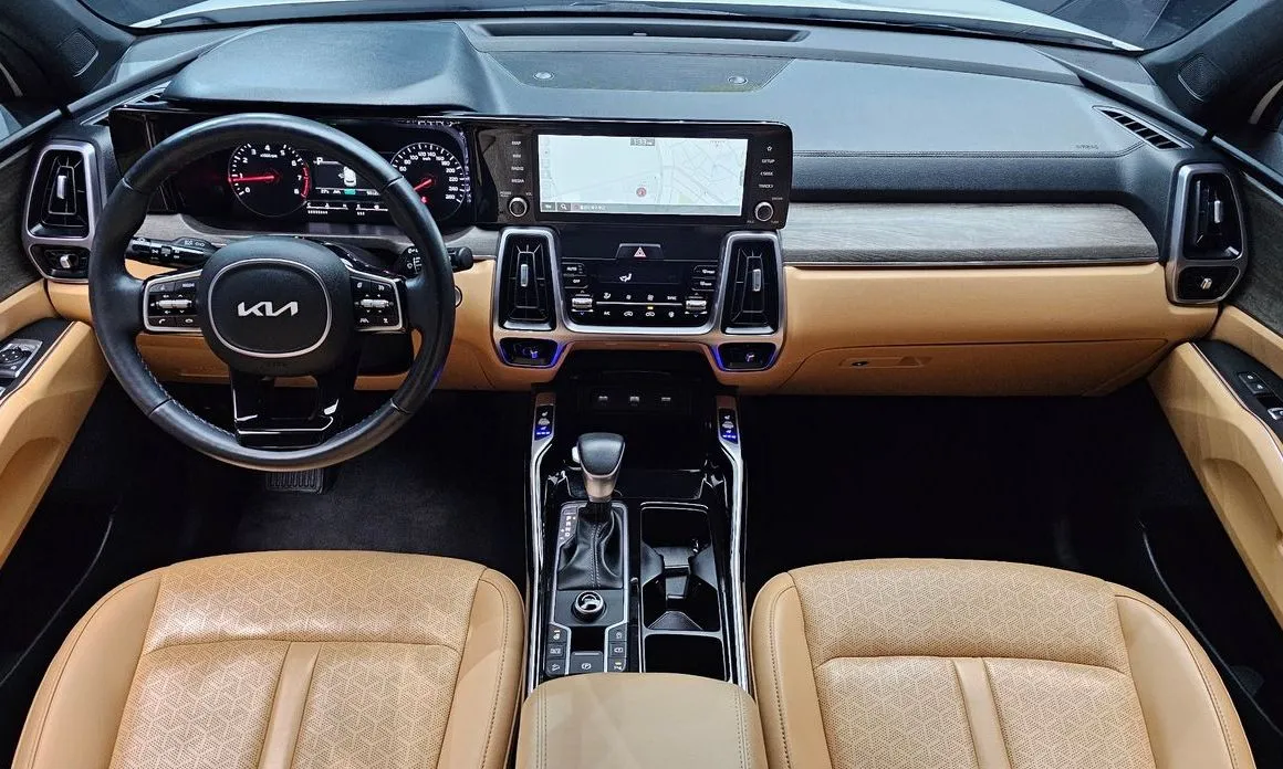 Kia Sorento — фото 9