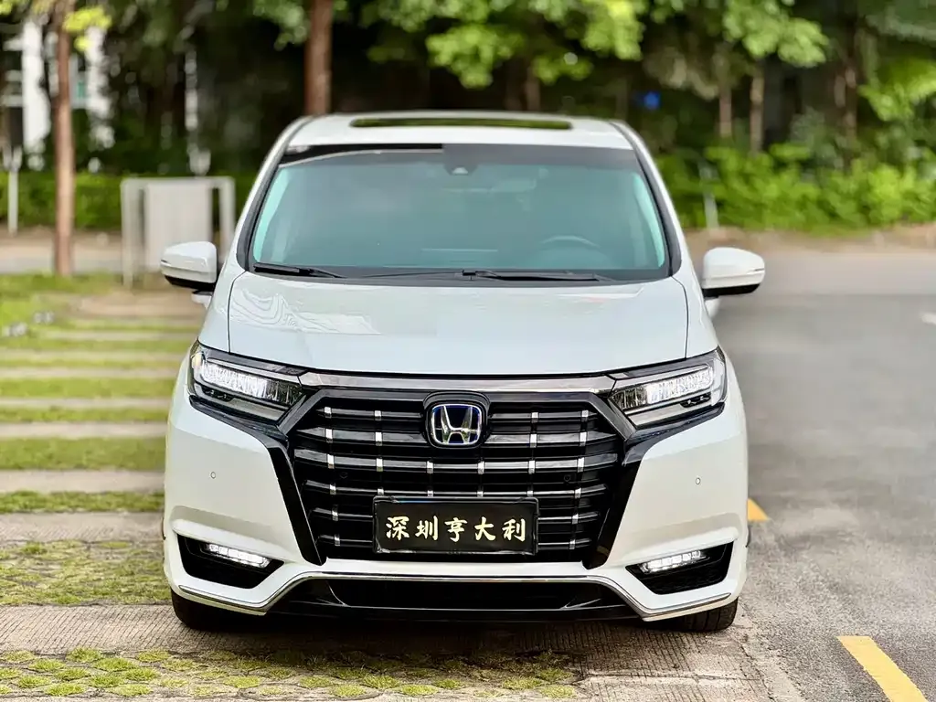Honda Elysion — фото 4