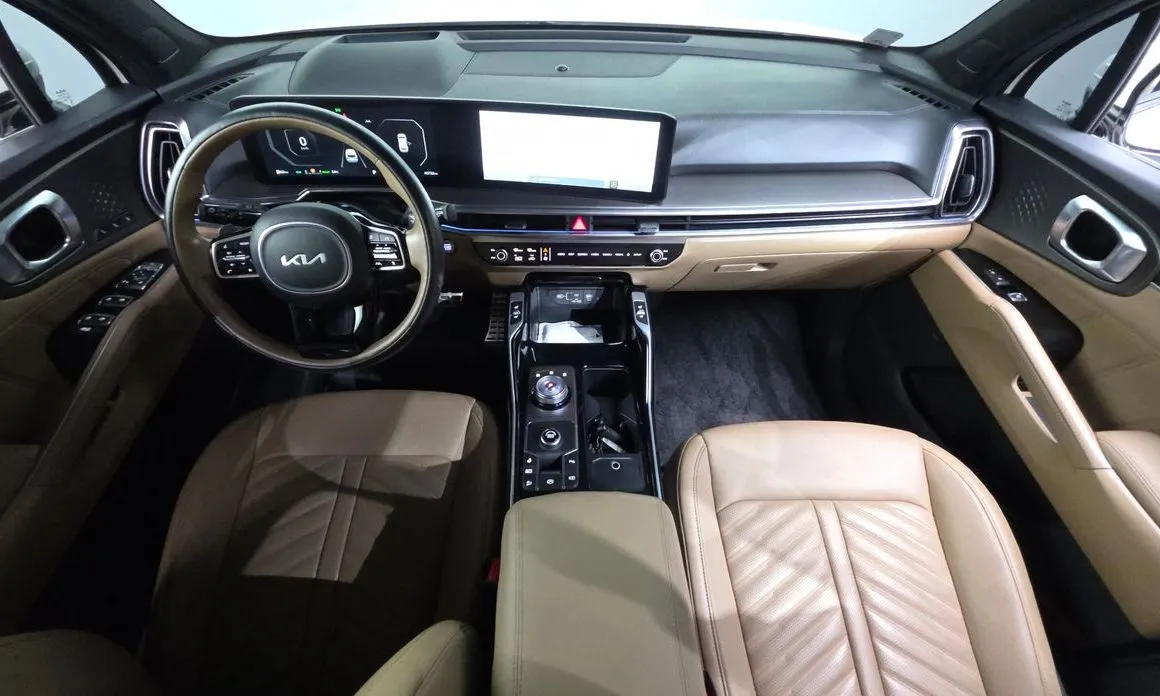 Kia Sorento — фото 10