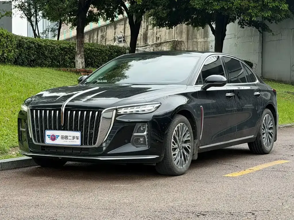 Hongqi H5 — фото 1