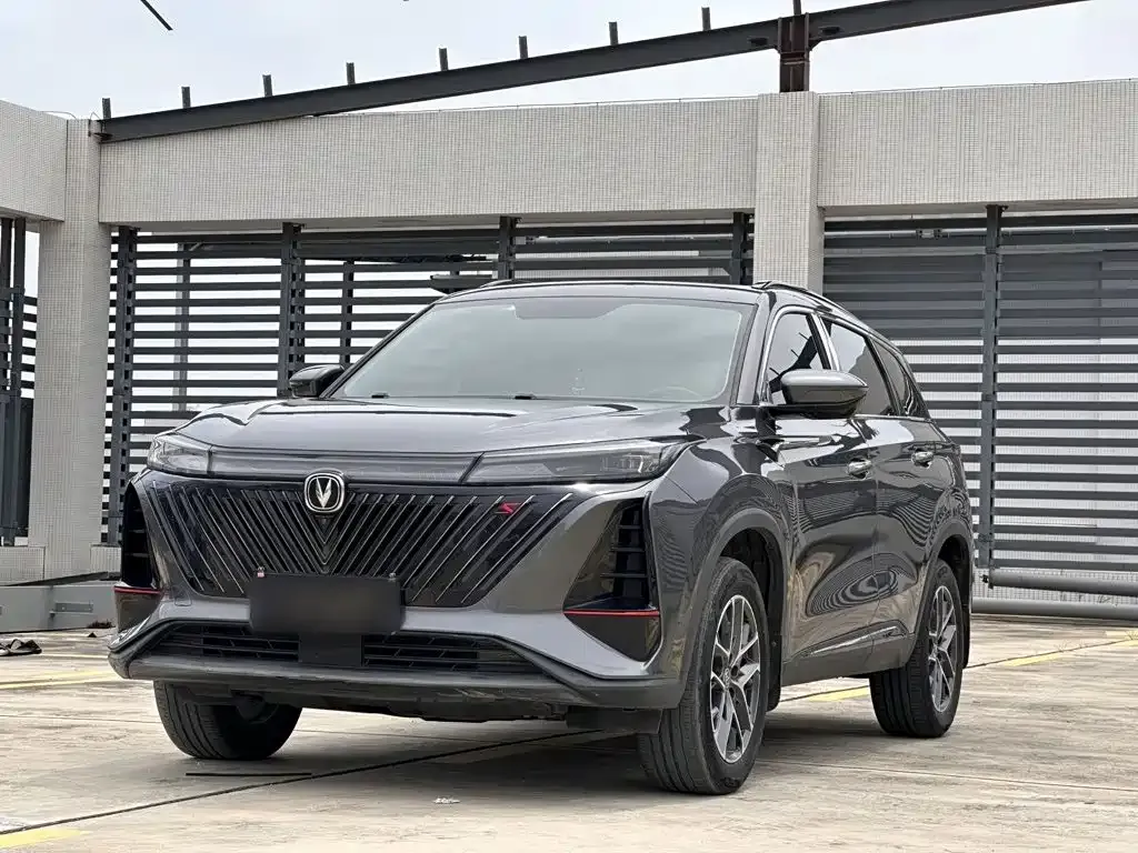 Changan CS75 PLUS — фото 1