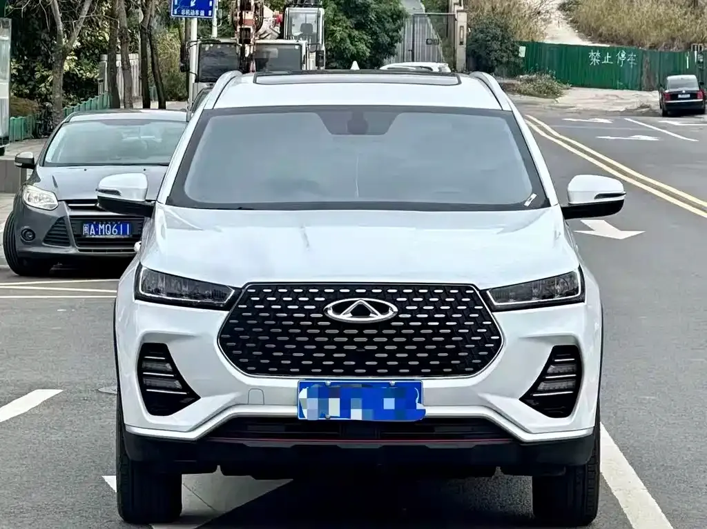 Chery Tiggo 7 — фото 9
