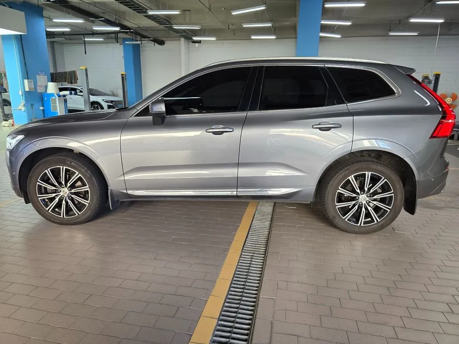 Volvo XC60 — фото 2