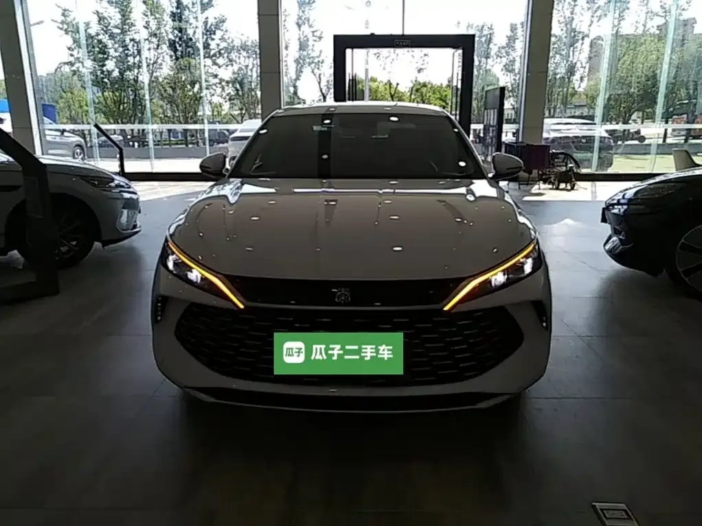 BYD Qin L — фото 9