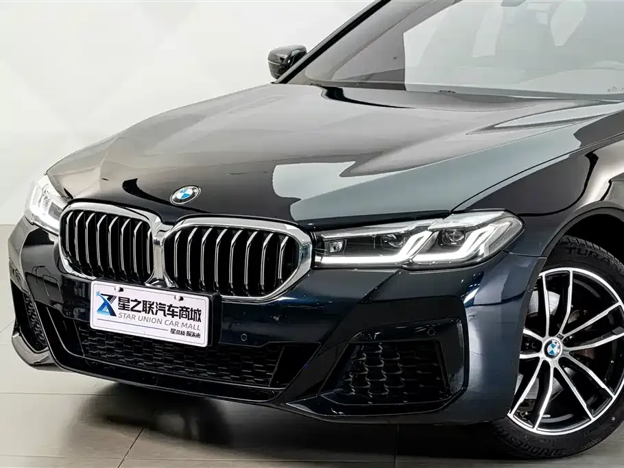 BMW 5 Series — фото 10