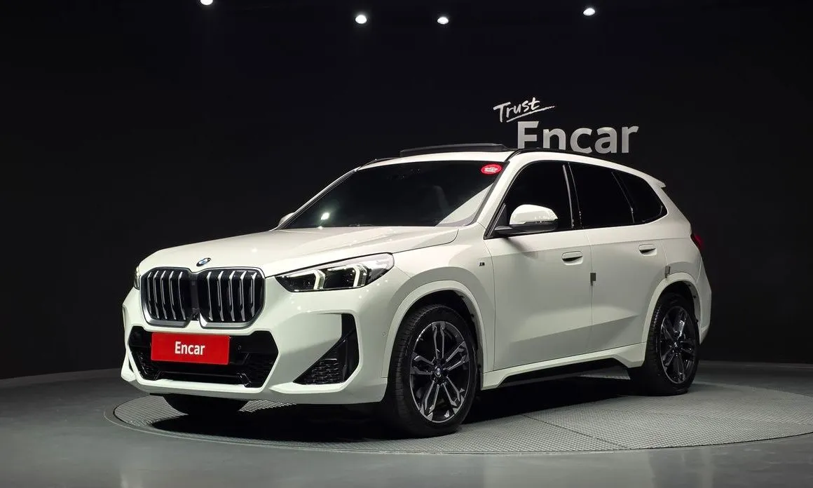 BMW X1 — фото 1