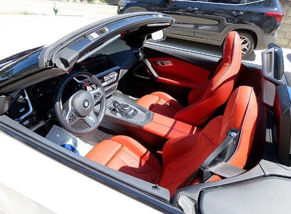 BMW Z4 — фото 10