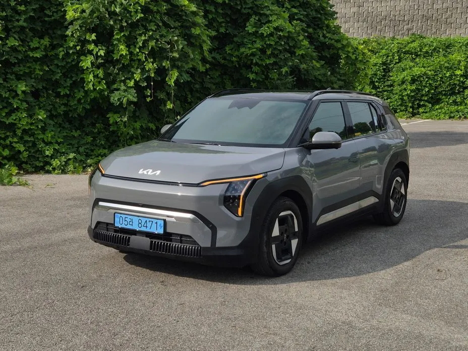 Kia EV3 — фото 1