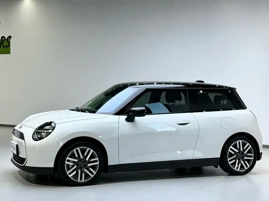 MINI Cooper EV — фото 2