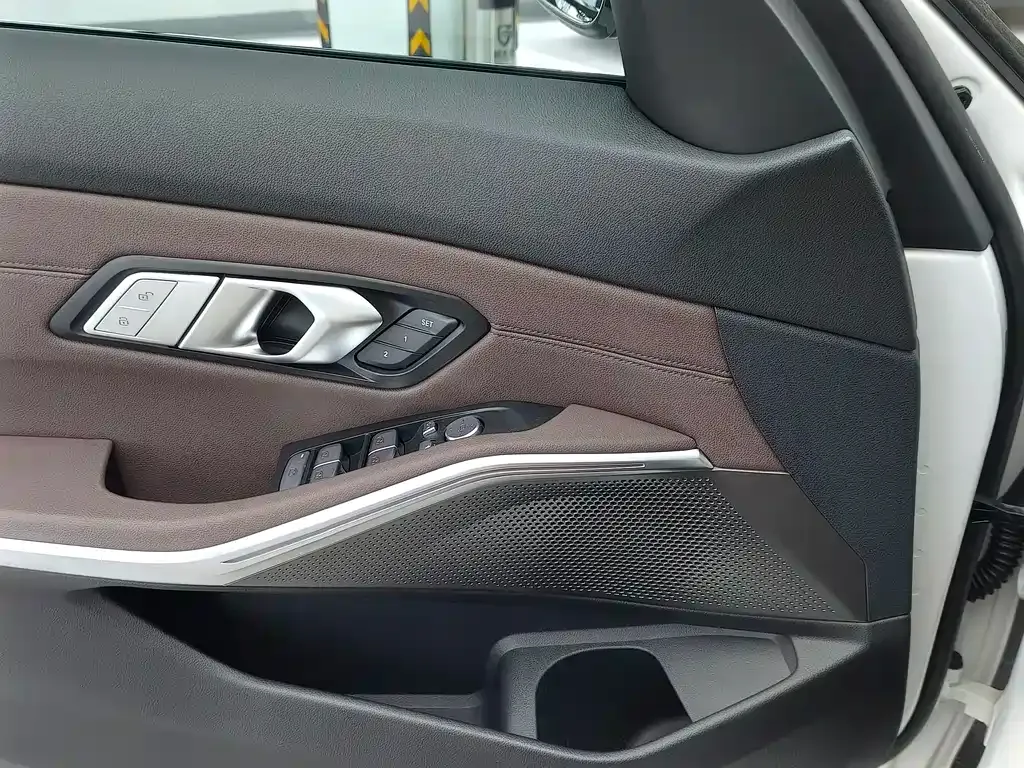 BMW 3 Series — фото 10
