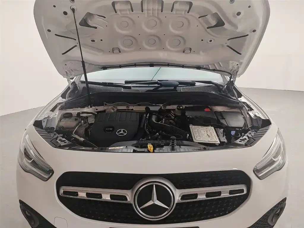 Mercedes-Benz GLA — фото 5