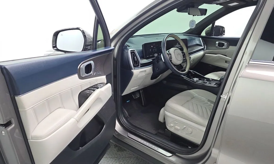 Kia Sorento — фото 8