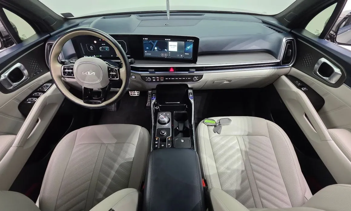 Kia Sorento — фото 9