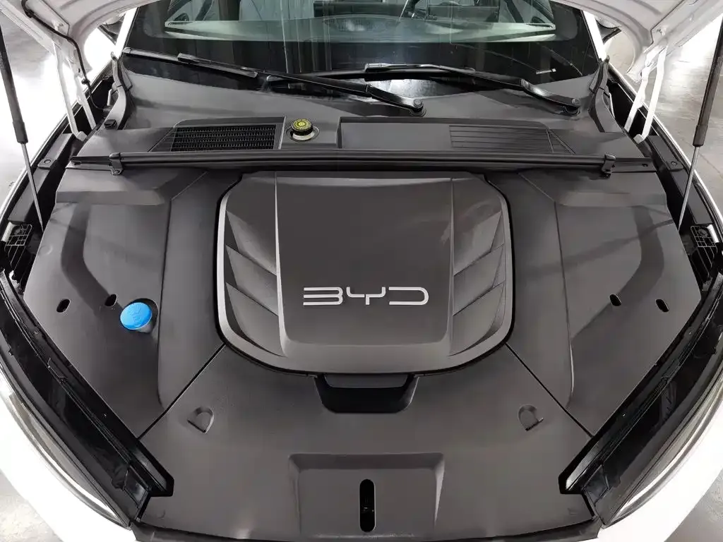 BYD Seal — фото 7