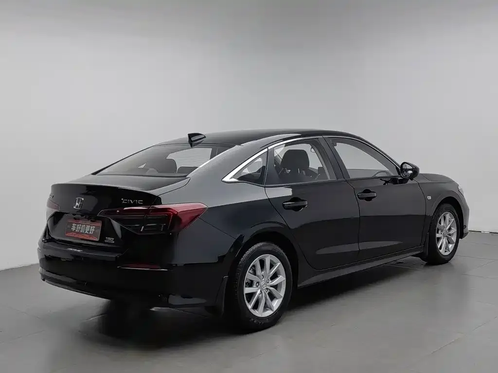 Honda Civic — фото 7
