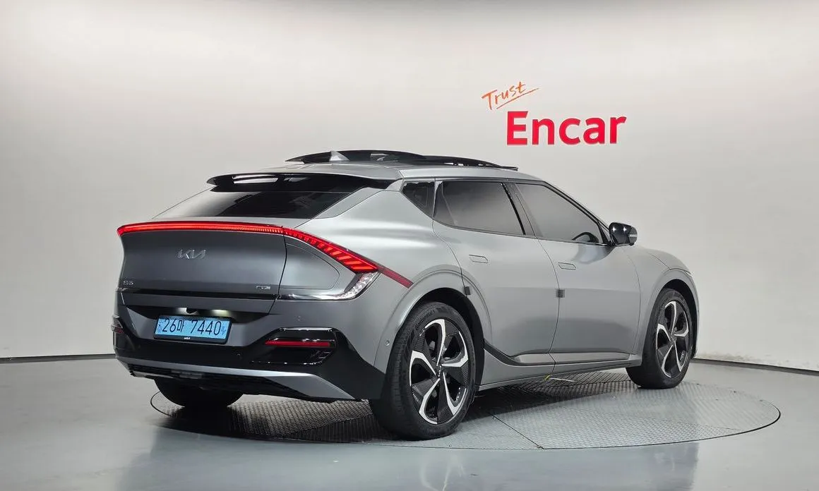 Kia EV6 — фото 6