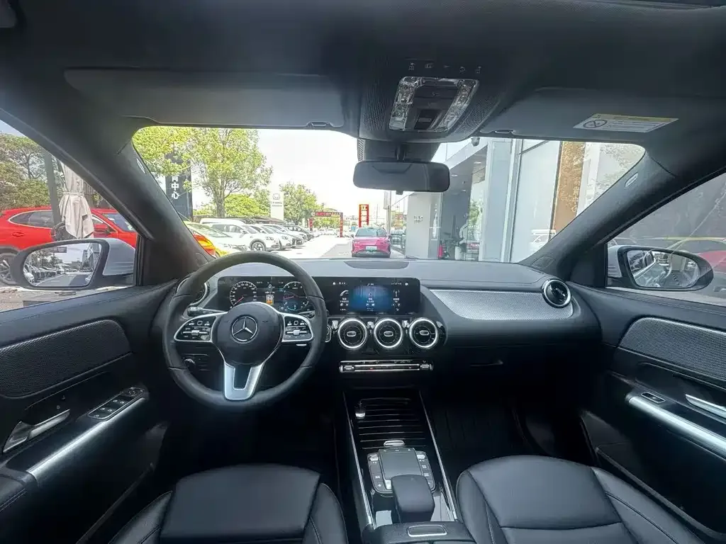Mercedes-Benz GLA — фото 7