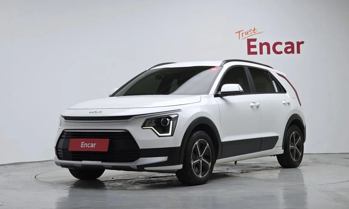 Kia Niro — фото 1