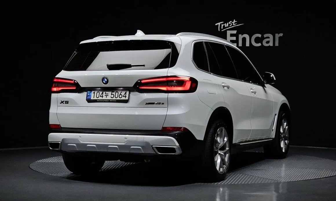 BMW X5 — фото 8